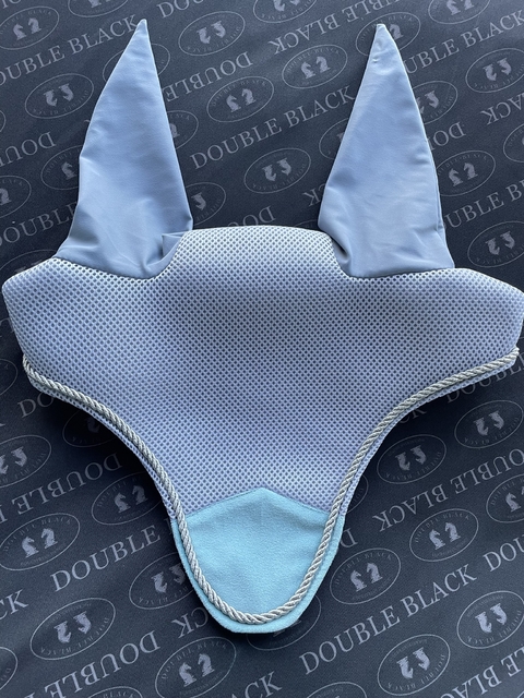 Orejera Airflow gris con detalle pana aqua y cordón gris plata