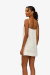 Vestido Curto Decote Quadrado na internet