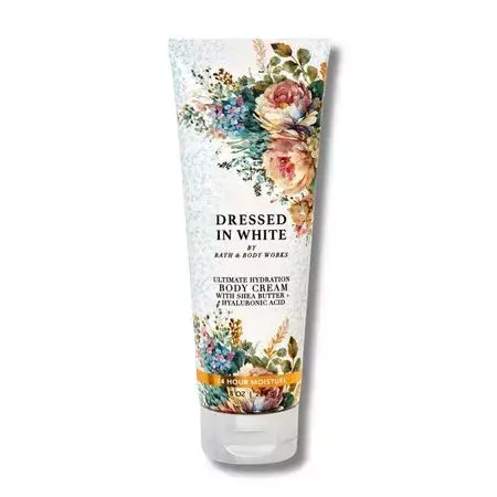 Body cream dressed in white bath & body works - 226 g