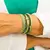 Pulseira Imã Detalhe Dourado na internet