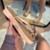 Flat Jasmine Nude Rosado na internet