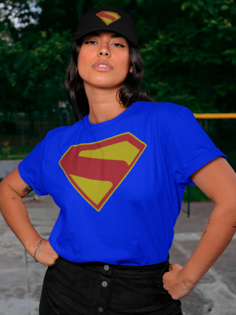 Combo Camiseta + Boné Superman David Corenswet 2025