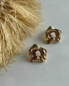 Brinco - abstrato dourado - comprar online