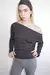 MANIAC - ONE SHOULDER LONG SLEEVE NEGRO RAYADO FINO en internet