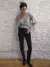 STUDIO PRATI - REMERA ZIP GRIS - comprar online