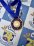 Medalha Acrílico Branco Personalizada 7,5x8,2cm – Prêmio Exclusivo! - Cia Personalizados - Loja de produtos personalizados criativos para presentes e eventos especiais