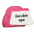 Mochila infantil pequena rosa com estojo branco personalizado com texto "Sua ideia aqui"
