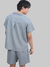 Conjunto Camisa e Shorts Cinza na internet