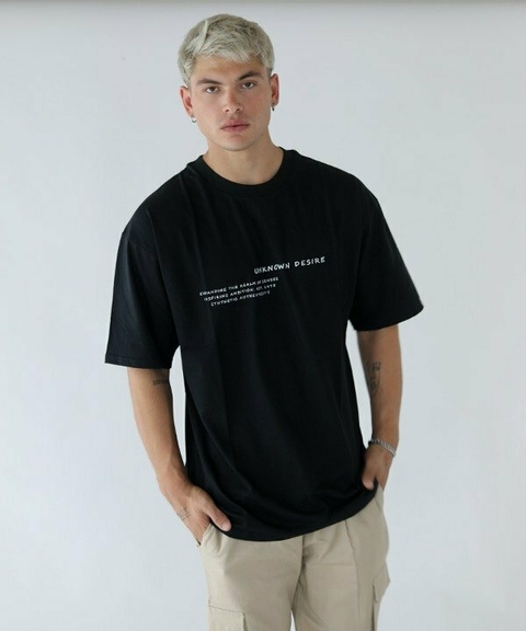 Remera Unknow Oversize