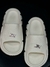 CHINELO NUVEM- OFF WHITE na internet