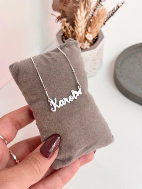 Colar Personalizado Nome Com Borboleta - comprar online