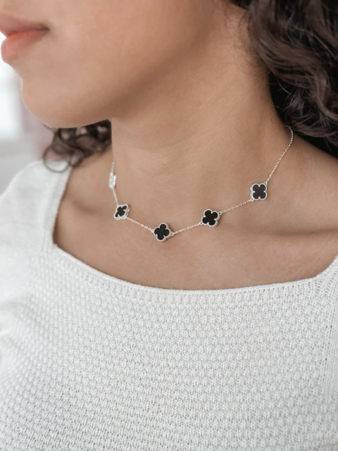 Choker Van Cleef 5 Trevos Com Borda De Bolinha - comprar online