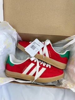 Gazelle Vermelho na internet