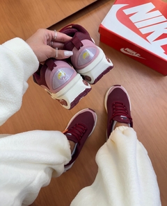 Imagem do Air Max DN Bordô/Off