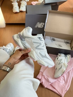 Imagem do NB 9060 Branco/cinza/Danone