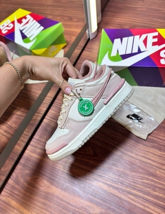 Dunk Twist Branco/Rosê - comprar online