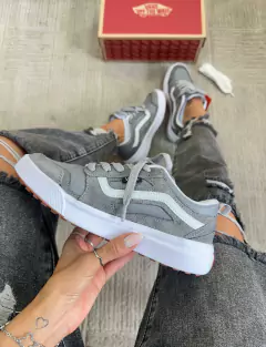 Ultrarange 3D Cinza na internet