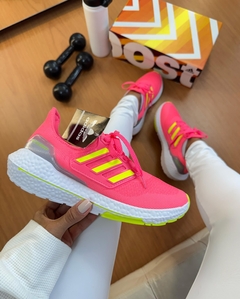 Ultra Boost Pink Collors - comprar online