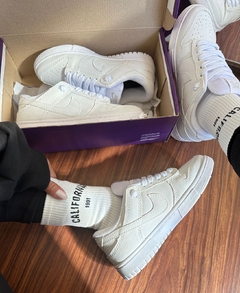 Dunk Low Branco na internet