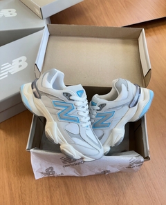 NB 9060 Gelo/Azul - Gabi Soares Calçados