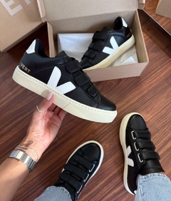 V Velcro Preto/Branco