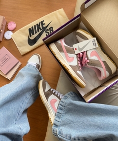 Dunk Low Pro Bege/Rosa - loja online