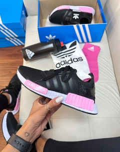 NMD Preto/Rosa na internet