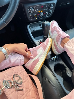 Imagem do dunk teddy bear Rosa (Couro)