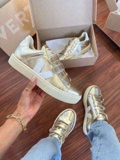 Imagem do V Velcro Ouro Metalizado