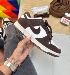 Dunk Low pro Cacau Camurça ( Cadarço Trançado )