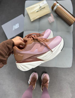 NB fuel cell rebel Caramelo/Rosê na internet