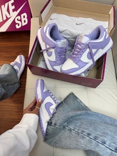 Dunk SB Dunk Low Branco/Lilás - comprar online