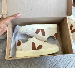 V Cadarço Angelical / Caramelo - loja online