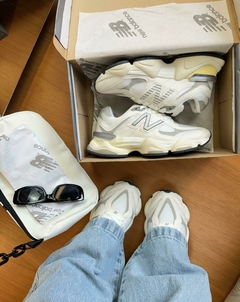 NB 9060 Branco / Prata - comprar online