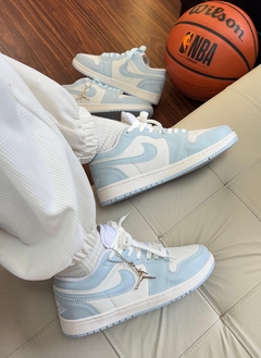 Jordan Azul BB