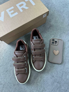 Imagem do V Velcro Café