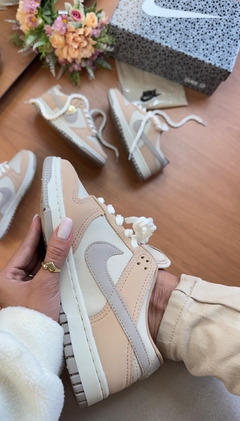 Dunk Low Pro Prime Nude/Cinza - Gabi Soares Calçados