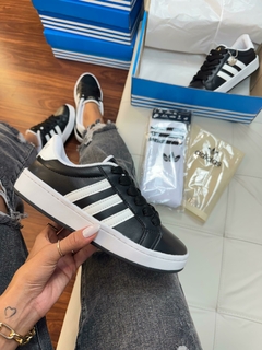 Campus Spiny Preto/Branco