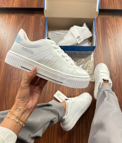 Grand Court Branco/Prata