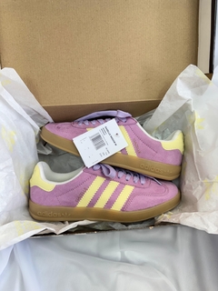 Gazelle Lilas na internet