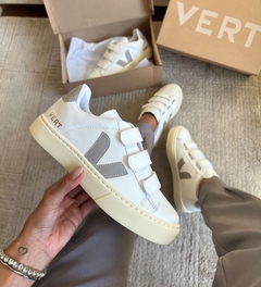 V Velcro Branco/Cinza