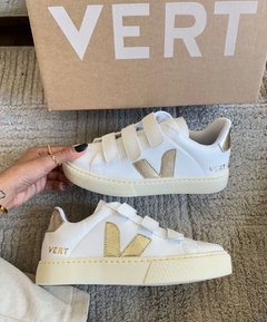 Imagem do V Velcro Branco/Ouro