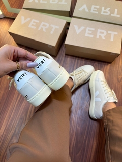 V Cadarço Off White/Branco - loja online