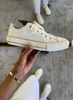 All Star Tradicional Luxo Brilho Off White na internet