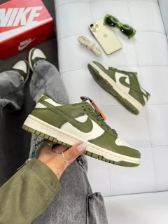 Imagem do Dunk Low Verde Militar