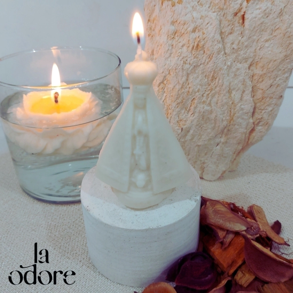 Vela Aromática em formato de Nossa Senhora Aparecida - La Odore