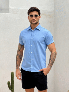 CAMISA LINHO MANGA CURTA AZUL CLARO - comprar online