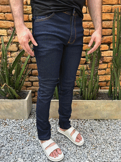CALÇA JEANS ESCURA