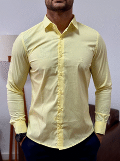 CAMISA SOCIAL MANGA LONGA AMARELA na internet