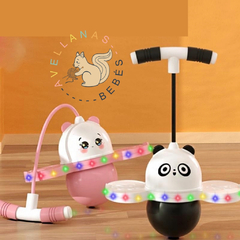 SUPER SALTARIN PANDA MOVEDIZO CON LUCES LED - Avellanas Bebes 